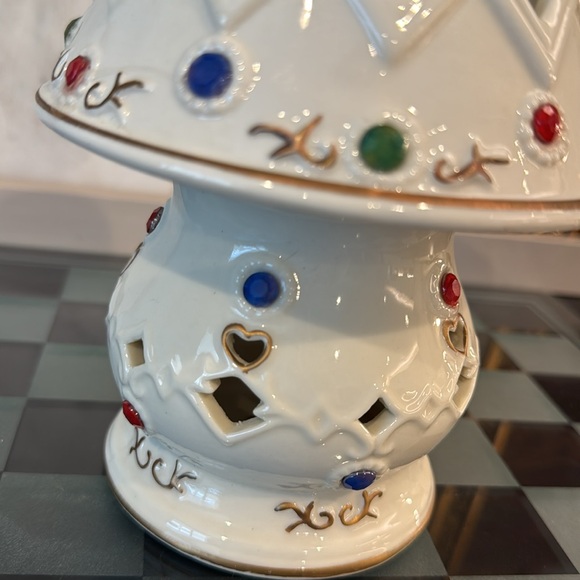 Vintage fairy light Christmas candle holder, 7.5 inches - Picture 2 of 5